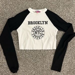 Edikted Longsleeve Size S